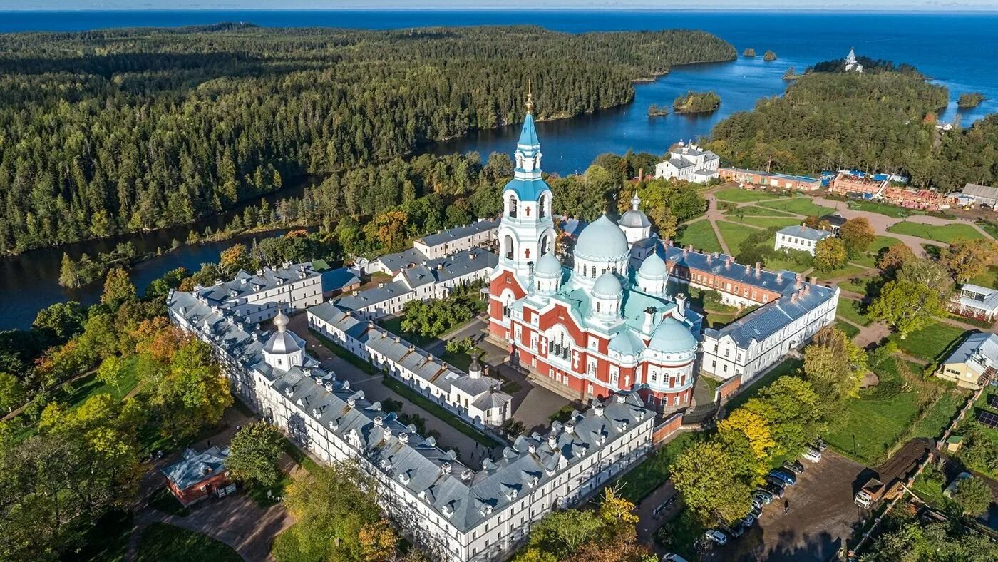 Карелия остров Валаам монастырь. Валаамский Спасо-Преображенский монастырь.