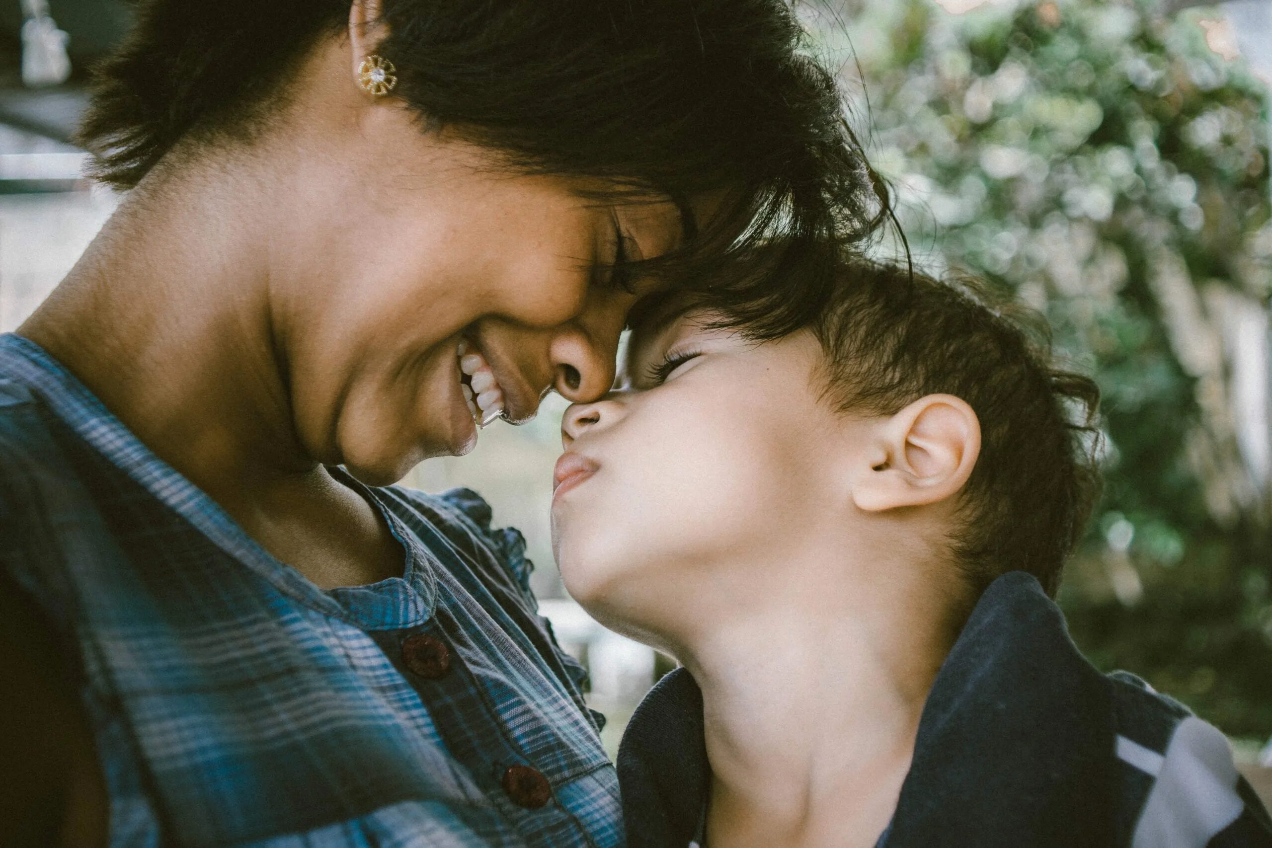 Мальчик с мальчиком любовь. Little boy loving. Лукас мальчик. Little boy loving. Любовь мальчишек.