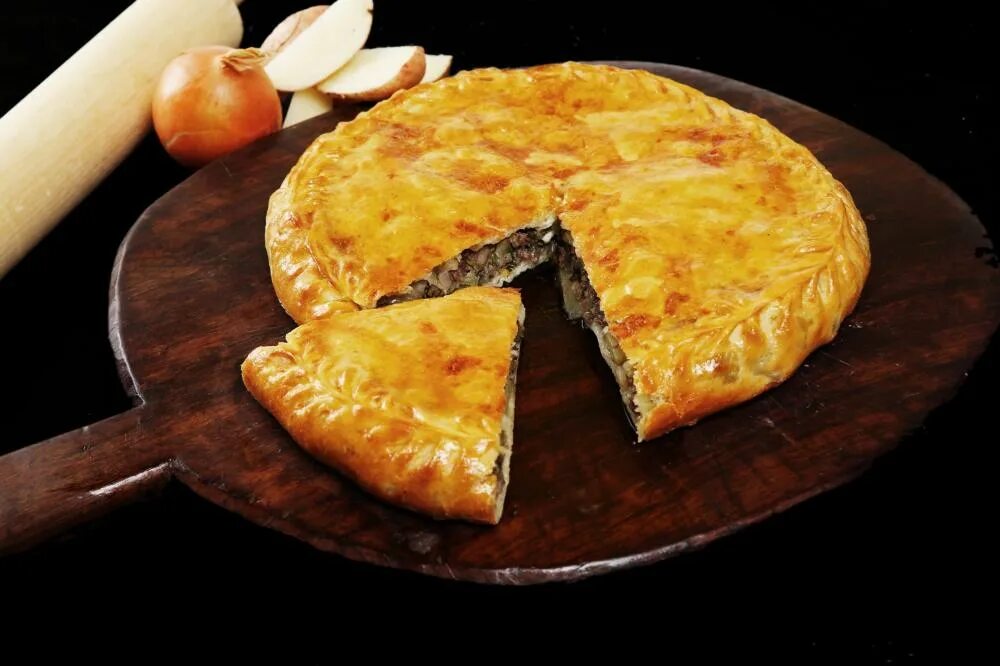 как испечь чуду. табасаранское чуду. даргинское чуду с картошкой и с мясом. дагестанский пирог чуду. аварское чуду беркал.