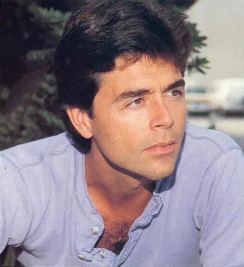 Frank runyeon. Frank runyeon 2022. Frank runyeon santa barbara. майкл доннелли. майкл санта барбара.