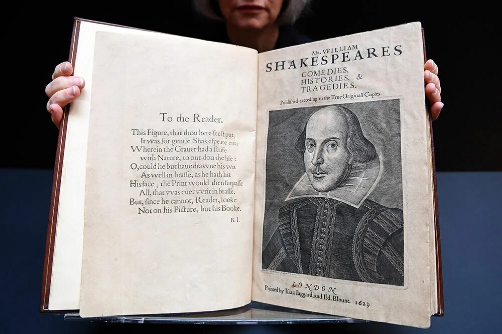 Shakespeare's earliest works are to go on display to mark 400 years since his de