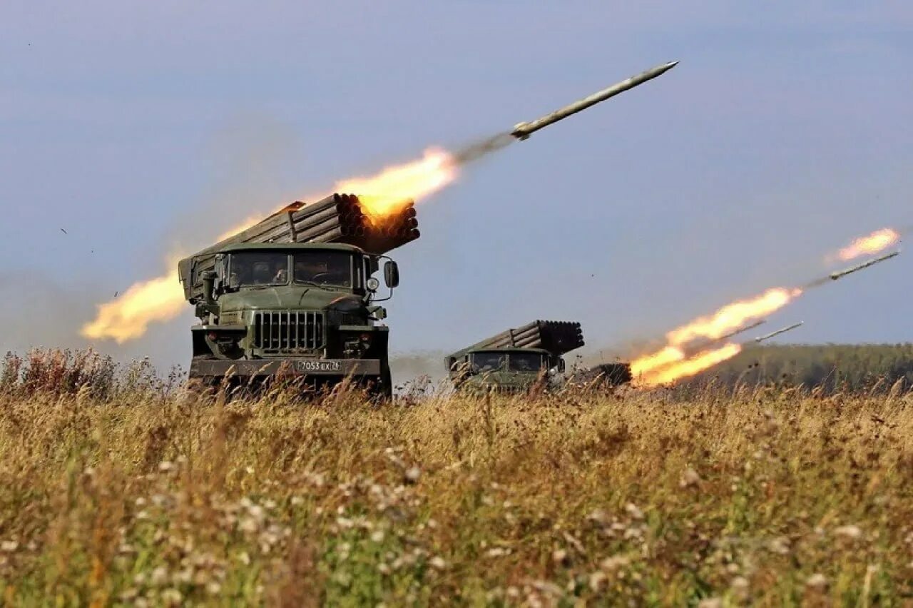 Артиллерия сила. Ракетные войска и артиллерия войска рф. ракетные войска и артиллерия рвиа рф. день артиллерии ракетных войск и артиллерии в россии. день артиллерии и ракетных войск россии 2025.