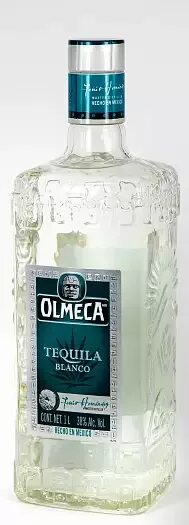 Ольмека 1 литр. Текила ольмека белая. текила ольмека белая 0.7л. olmeca текила серебряная 0.7. ольмека текила серебро 1 литр.