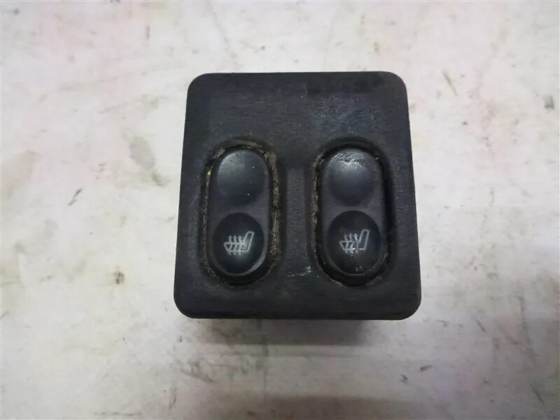 Кнопка птф ваз 21099. Кнопки ваз 2109. Кнопки ваз 2108. Кнопка стеклоподъемника ваз 21099. Кнопка на панели ваз 21099.