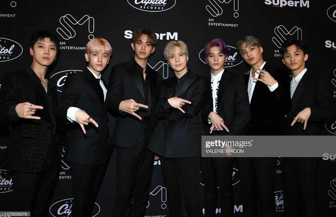 Когда заканчивается контракт у энхайпен. K-pop группа superm. superm группа участники. участники группы энхайпен. superm группа 2025.