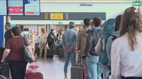 Есть задержка рейса в аэропортах