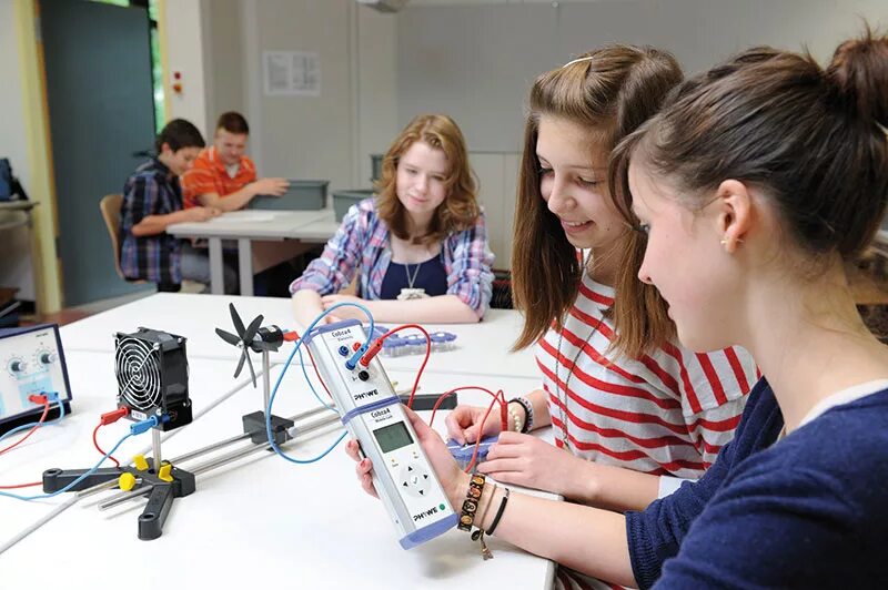 современные физики. экспериментальная физика. проектирование современного урока. цифровая лаборатория. урок физики.