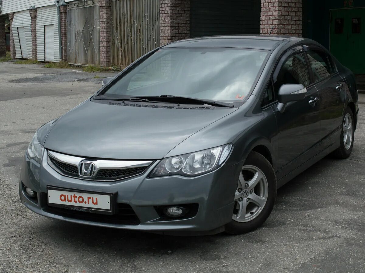 Honda Civic 8 Hybrid 2009. Хонда Цивик 2009 седан. Хонда Цивик 2009 1.3.