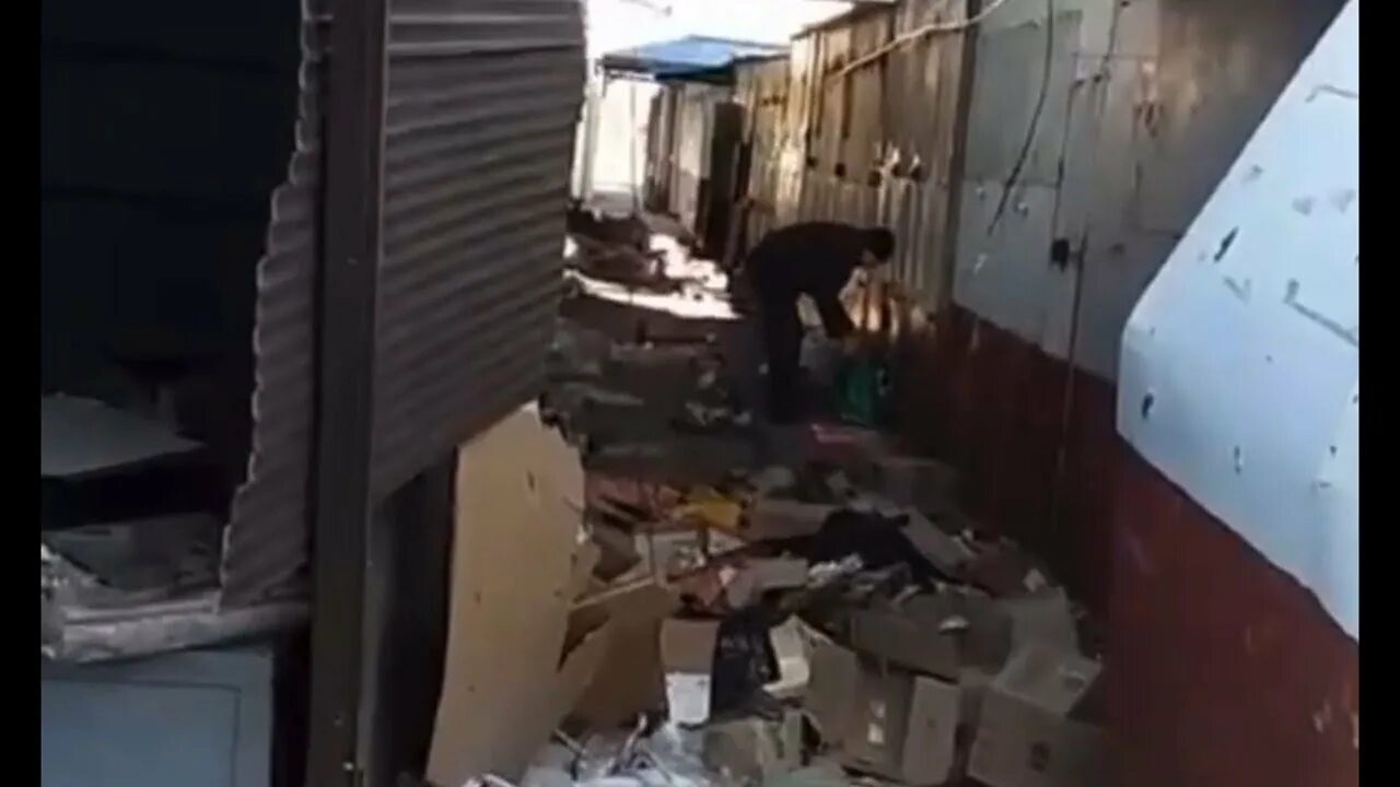 Видео мародеров в курской. Видео мародеров в курской