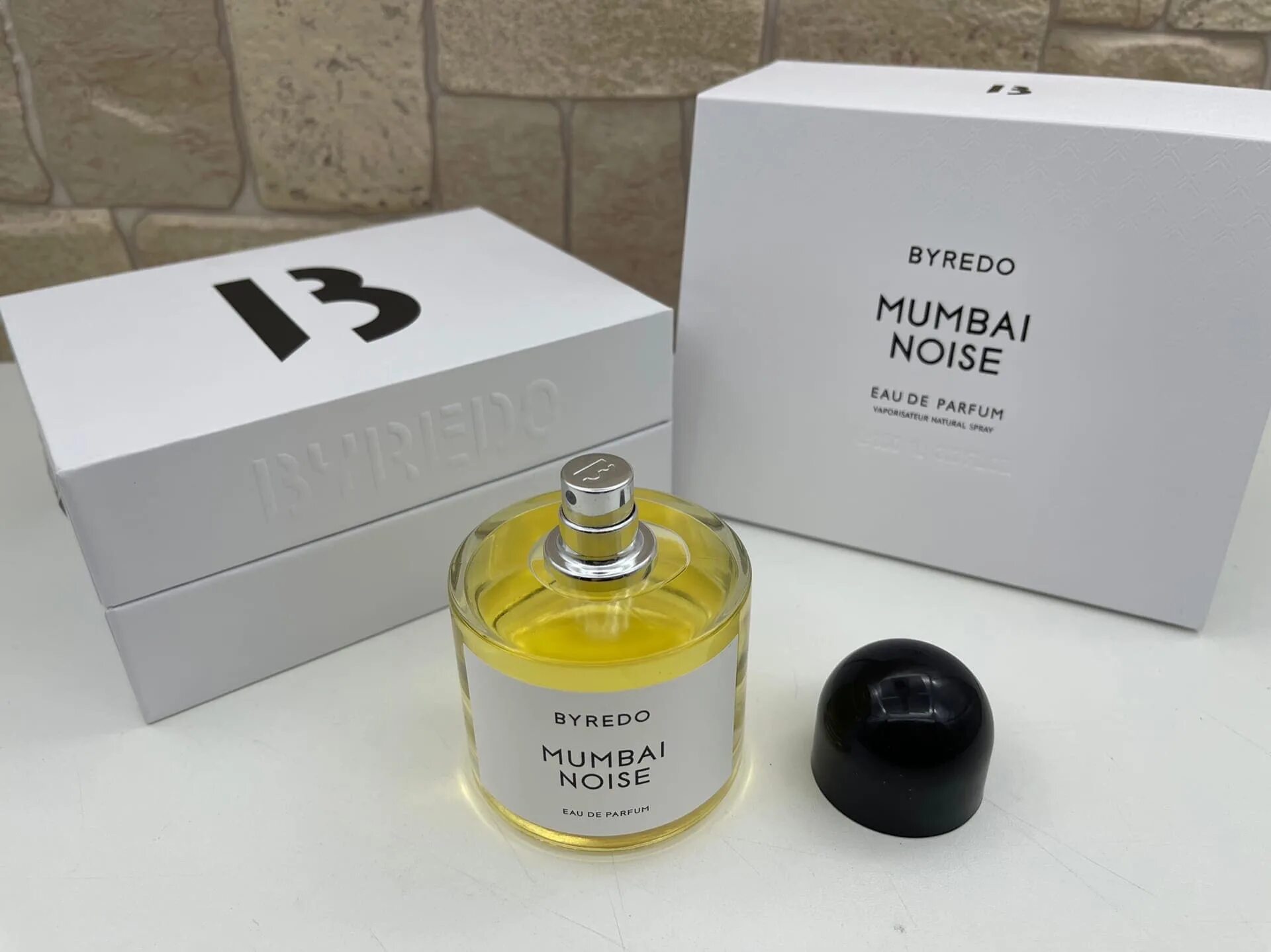 Вода байредо отзывы. Byredo Mumbai Noise, 100 ml. Парфюм Byredo Mumbai Noise 100ml. Byredo "Mumbai Noise" Eau de Parfum 100 ml. Парфюмерная вода Byredo Mumbai Noise унисекс 100 ml.