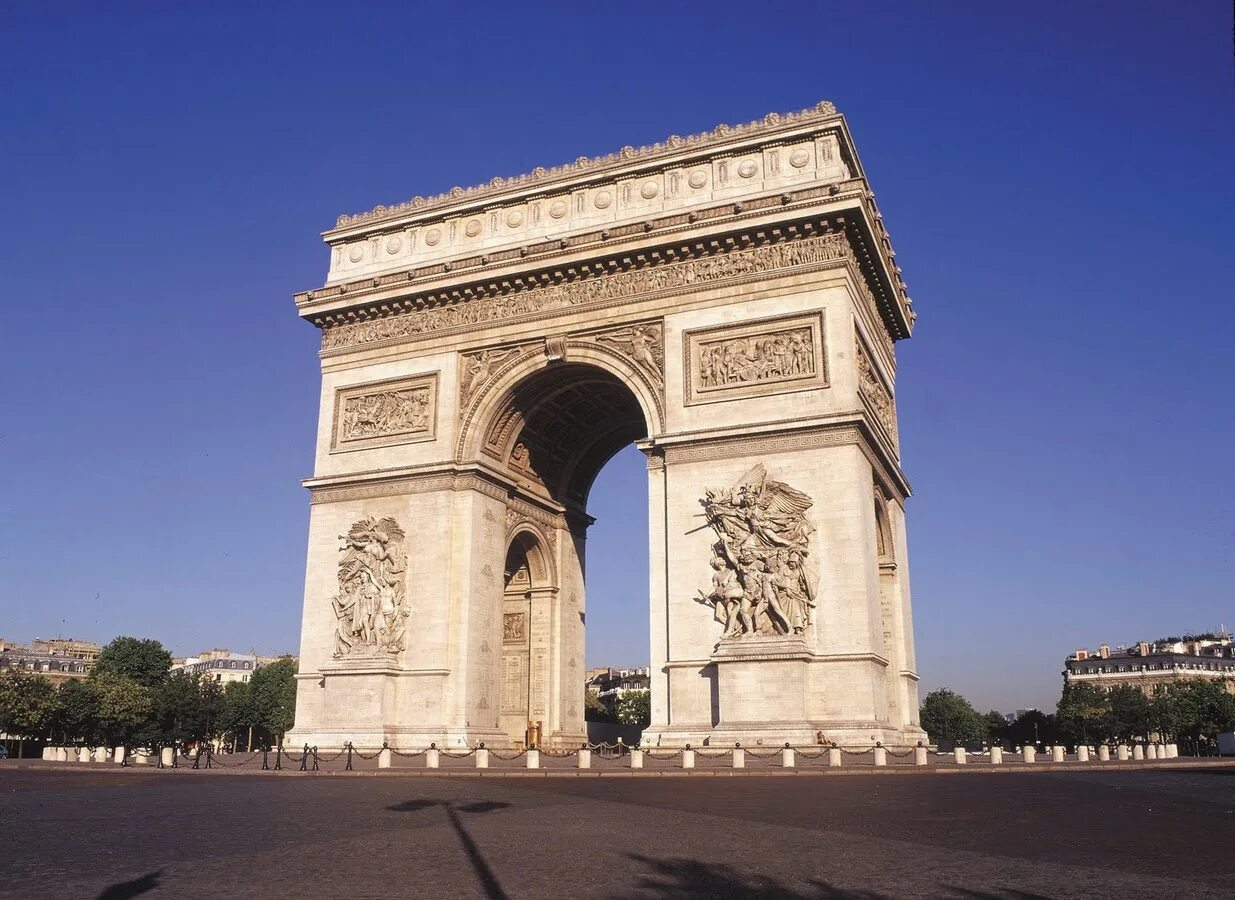 Арка дата. Триумфальная арка париж. триумфальная арка (l’arc de triomphe de l’étoile). париж елисейские поля и триумфальная арка. триумфальная арка в греции.