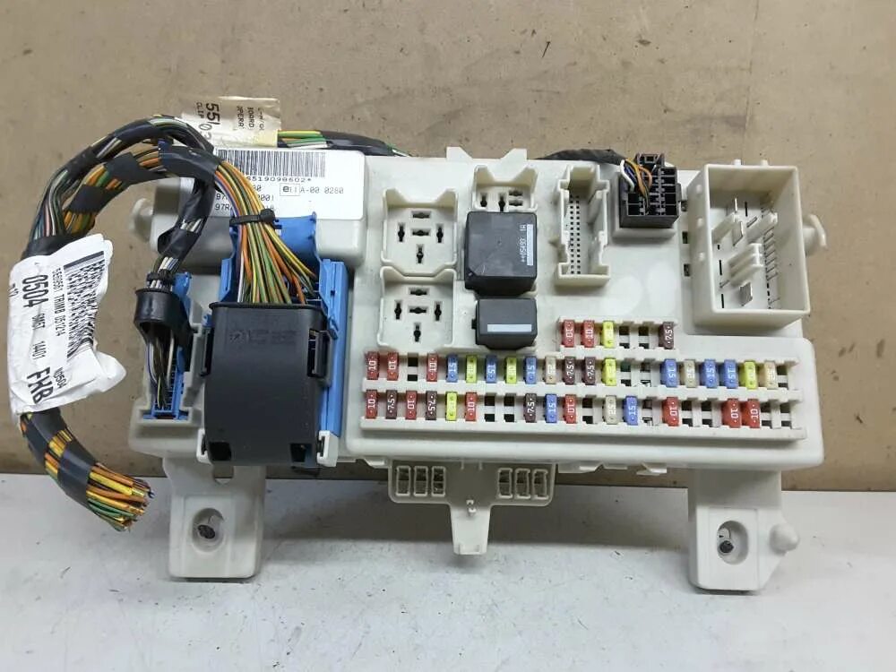 Где стоит предохранитель форд фокус 2