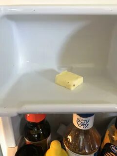 Масло в холодильнике