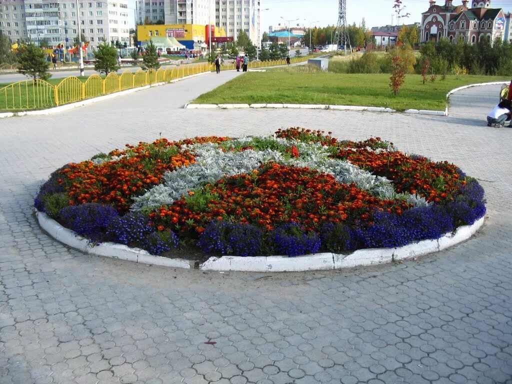 университетская 38 цветы. цветы мегион. букет #111 flowers studio msk. цветы в мегионе ценами. магазин цветов в мегионе.