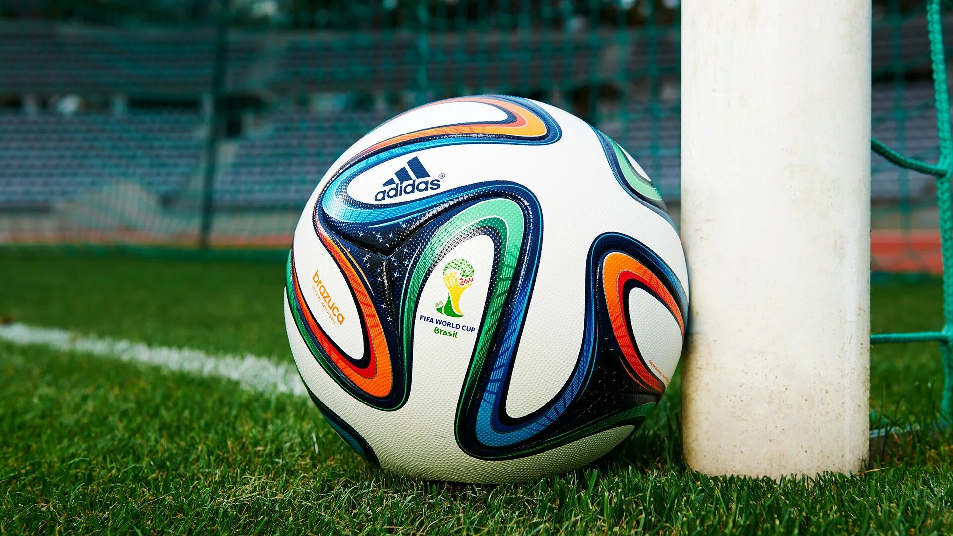 World cup soccer. Адидас бразука 2014. Футбольный мяч adidas Brazuca. Мяч бразука оранжевый.