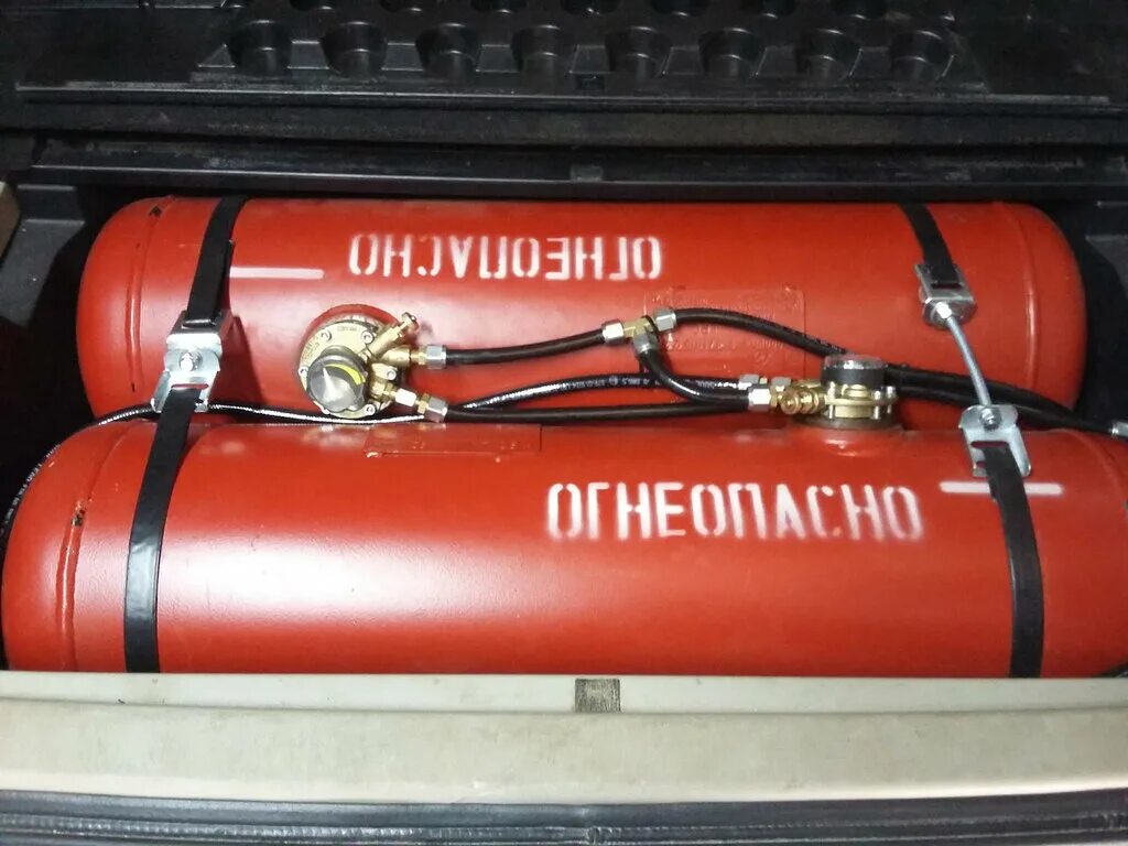 Гбо тойота 120е. Газ баллон метан 4 поколения. Установить пропан. Газ балон метан пропан. Метан газ баллон ustanovka.