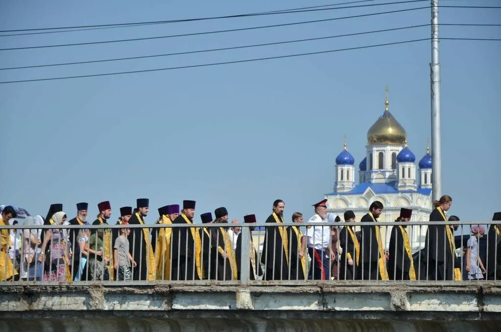 Крестный ход Елец Задонск. Климат Задонского ладвшата. Погода Задонск сегодня. Гисметео Задонск. Погода задонск на 10 дней липецкая область