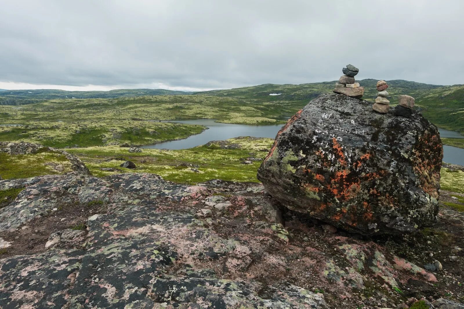 Сопки кольского полуострова. Кейвы кольский полуостров. Система кольском. Мурманск хребет муста-тунтури. Система кольском.