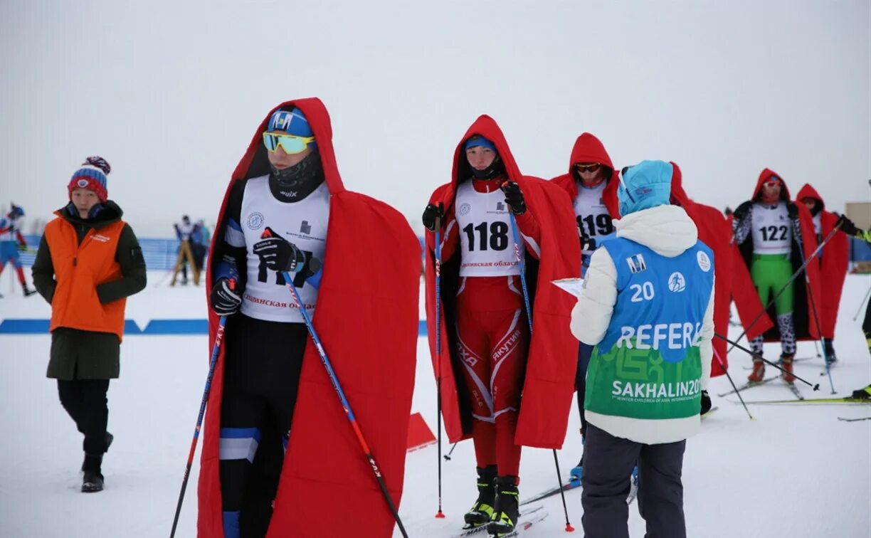 Спартакиада учащихся лыжи. Спартакиада учащихся лыжницы. Красноярск зимняя спартакиада. Спартакиада учащихся лыжницы. Лыжные гонки на сахалине 02.