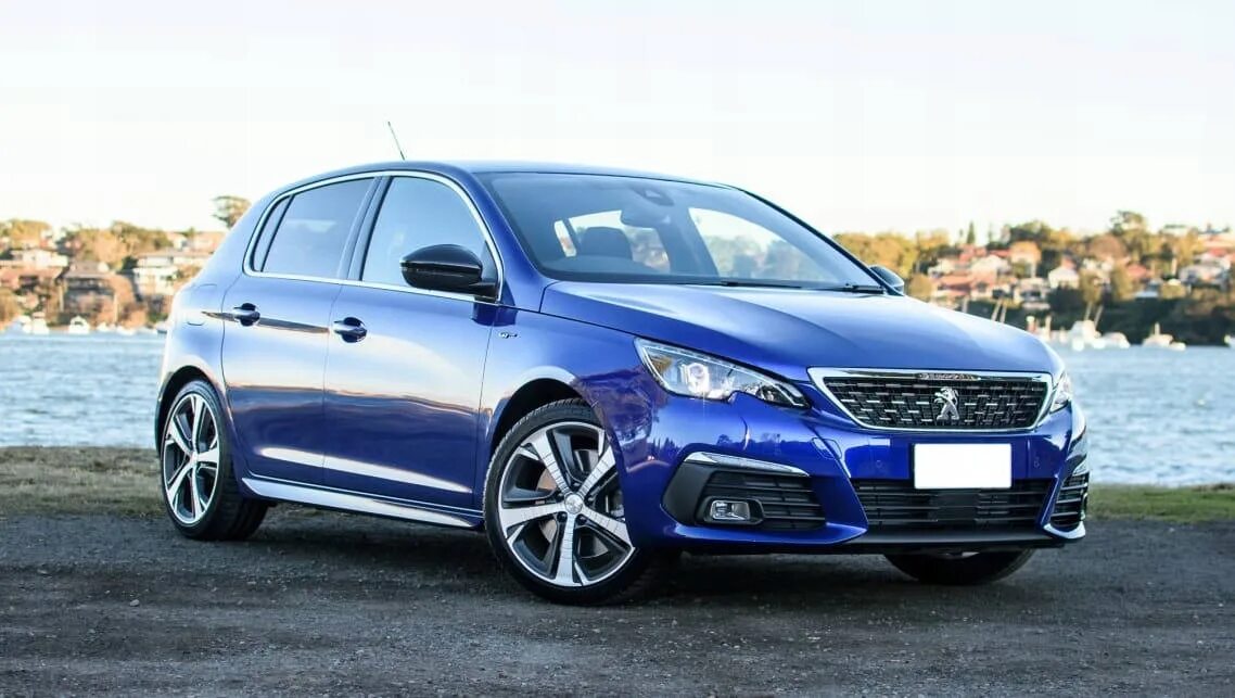 Пежо 308 gt line 2020. Peugeot 308 2017. Peugeot 308 interior. Пежо 308 2020 салон. Пежо 308 2017.