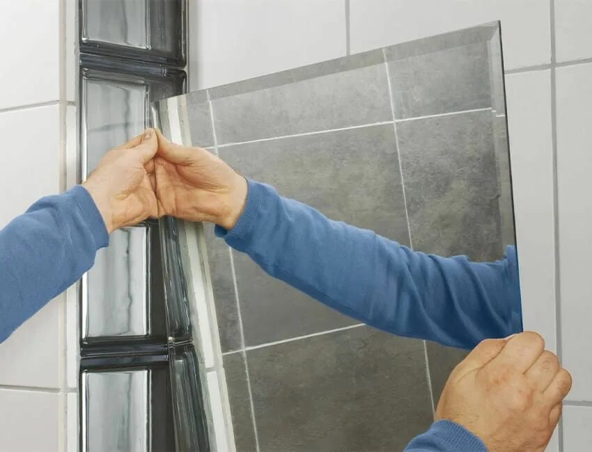 Установка зеркальных. Зеркальное панно. Установка зеркальных. Установка зеркальных. Монтаж зеркал.