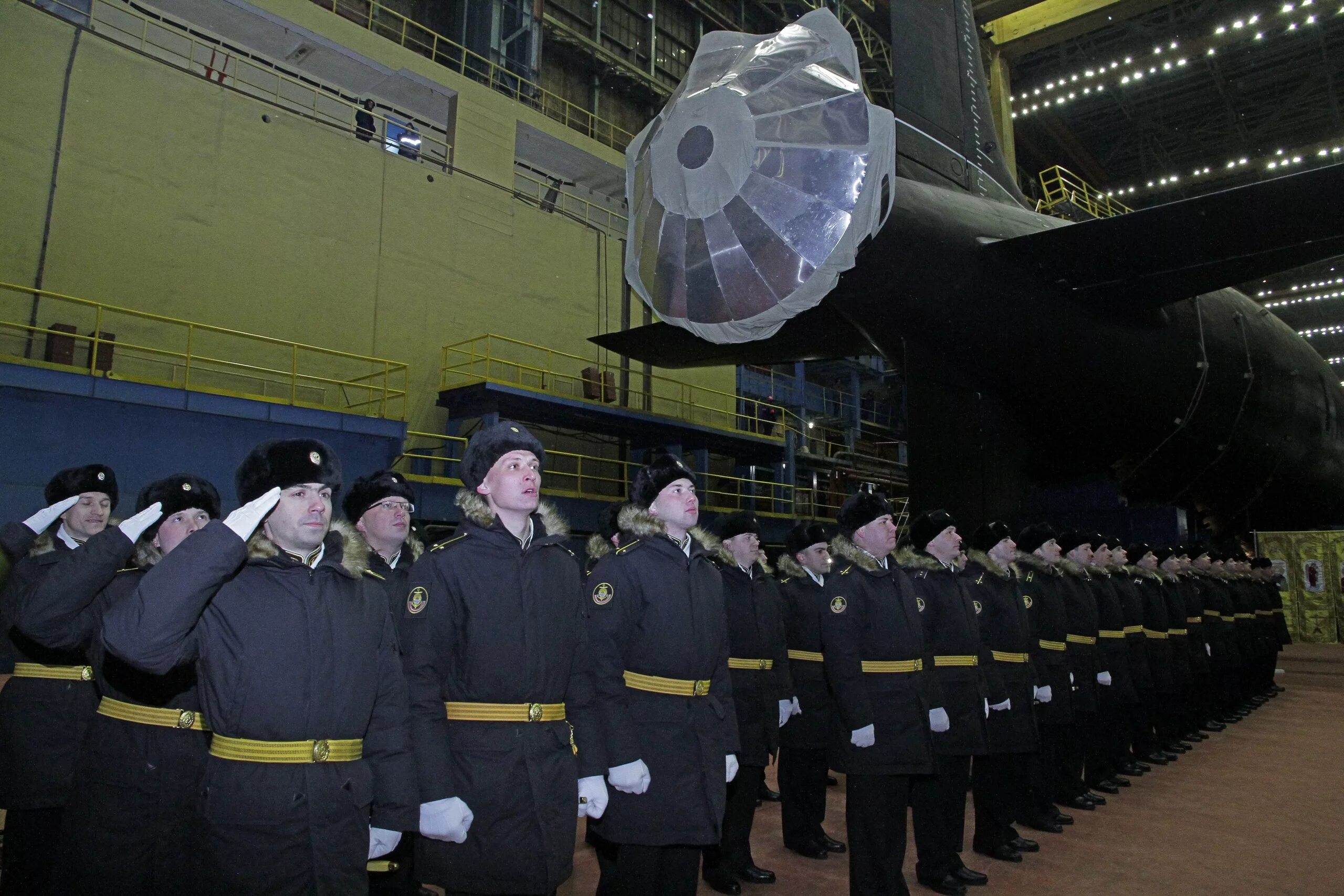 Производство атомных лодок. Новосибирск» (проект 885м, «ясень-м»). Атомная подводная лодка «Новосибирск» проекта 885м «ясень-м». Северодвинск завод подводных лодок Севмаш. АПЛ проекта 885м "Новосибирск".