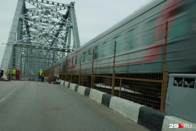 Краснофлотский мост архангельск. Когда откроют северодвинский мост в архангельске. Крымский мост жд. Мост северодвинск. Архангельск мост через северную двину.