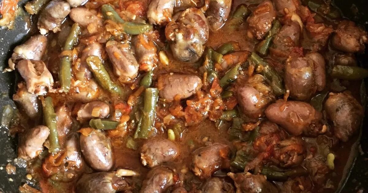 жареные куриные сердечки. как приготовить куриные сердечки пошагово. тушеные куриные сердечки. как приготовить куриные сердечки пошагово. блюда из куриных сердечек.