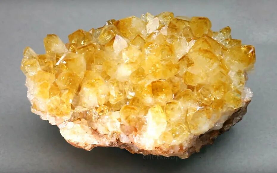 цитрин топаз минерал камень. цитрин камень значение для человека. цитрин камень значение для человека. карнеол цитрин. мадагаскарский цитрин.