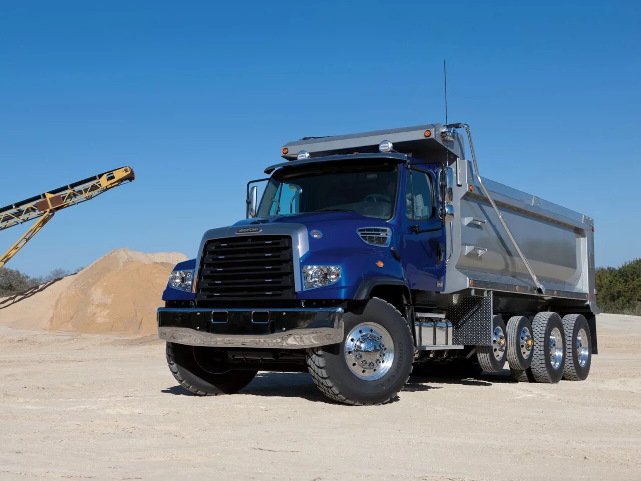 самосвал трак. Volvo truck 2000. Dumptruck mack rd. Man tga 2022 самосвал. самосвал cat ct660.