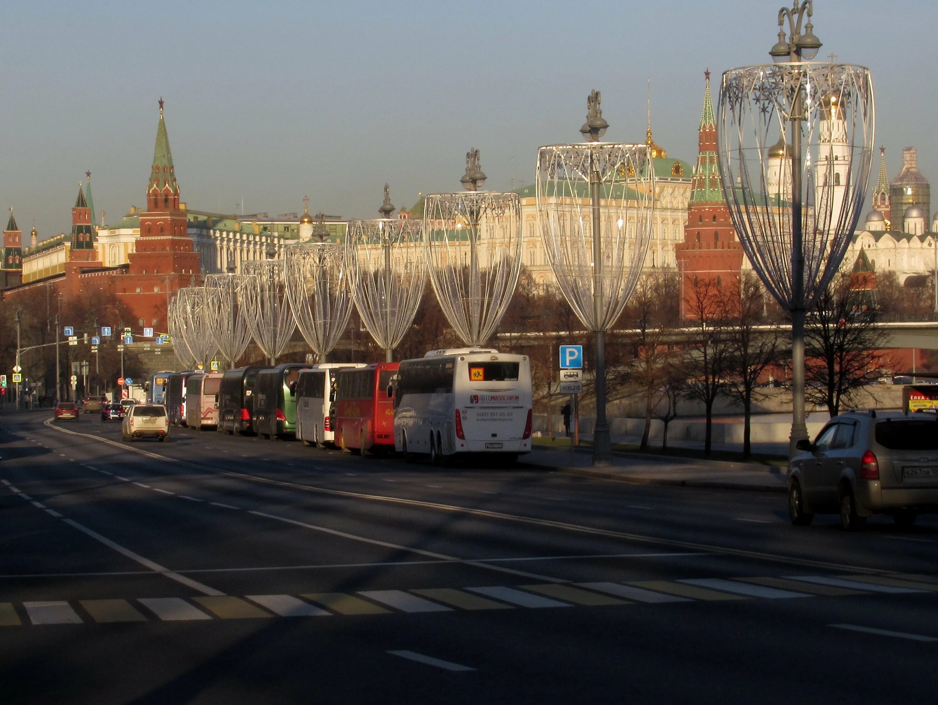 Ноябрь в москве работа. Москва 2003 ноябрь. москва в ноябре. москва ноябрь 2025. красивый ноябрь в москве.
