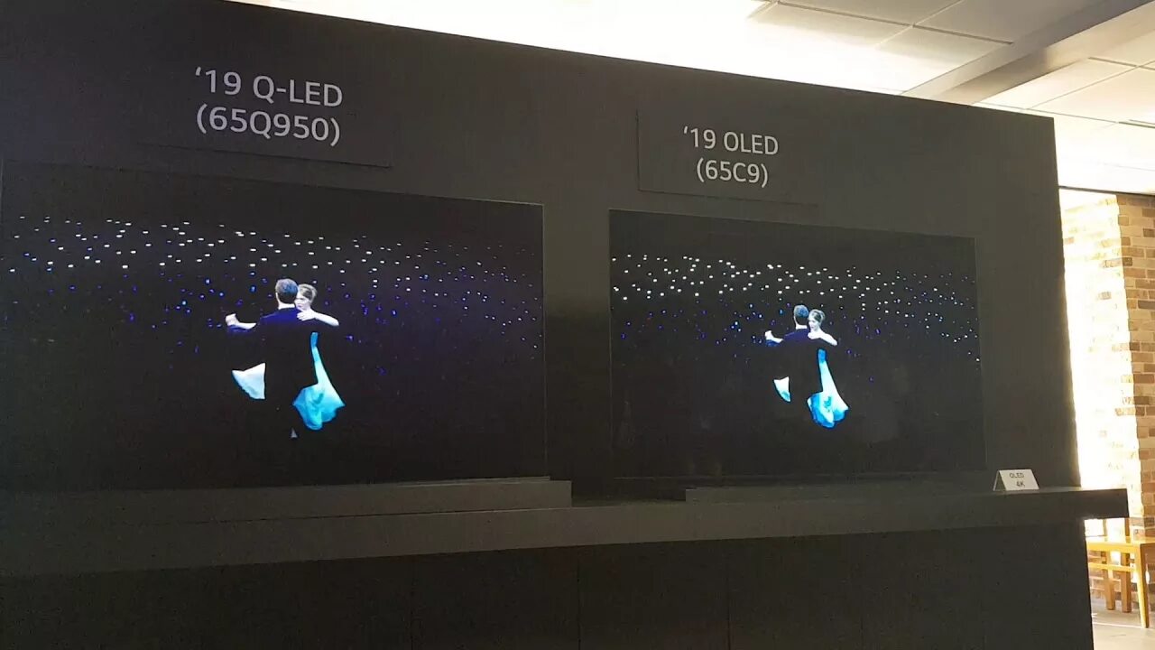 Тип подсветки qled. Oled субпиксели. qled в темноте. qled oled разница. crt vs oled.