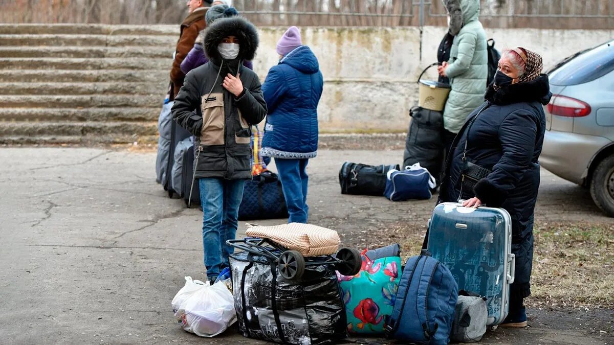 Эвакуированные из Донбасса. Беженцы в России. Беженцы ДНР. Беженцы из Донбасса.