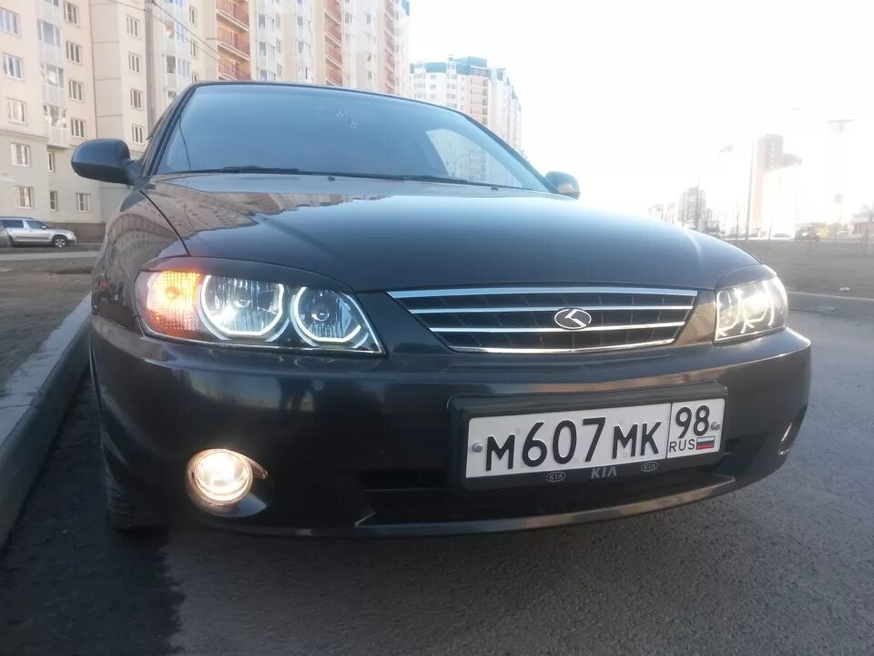 Kia Spectra ангельские глазки. Ангельские глазки кия спектра 2006. Ангельские глазки Киа шума 2. Фары ангельские глазки на Киа спектра. Фара киа спектра купить