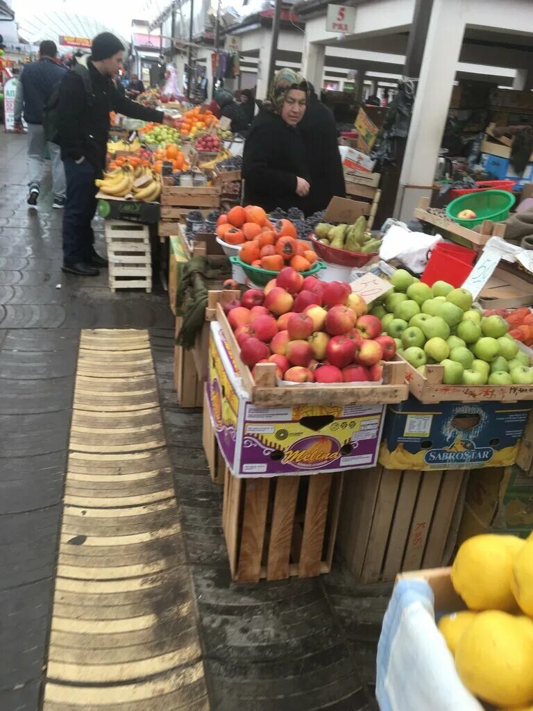 красный рынок хасавюрт. хасавюрт рынок титаник. город хасавюрт базар. хасавюрт зеленый рынок. дагестан оптовый рынок хасавюрт.