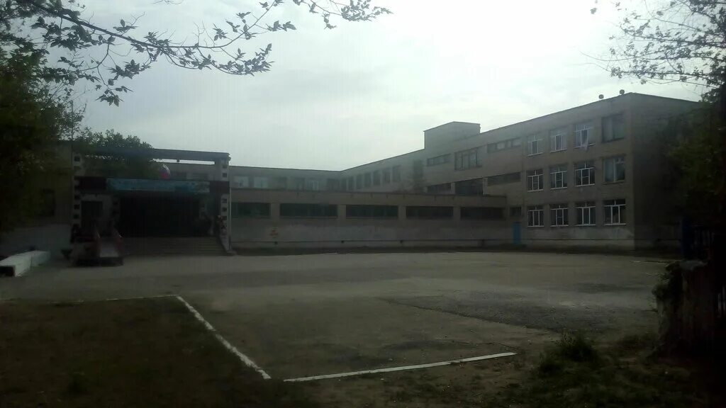 33 школа город калининград. школа №33. 28 школа саранск. глебовка краснодарский край кущевский район. школа 33 владивосток фото.