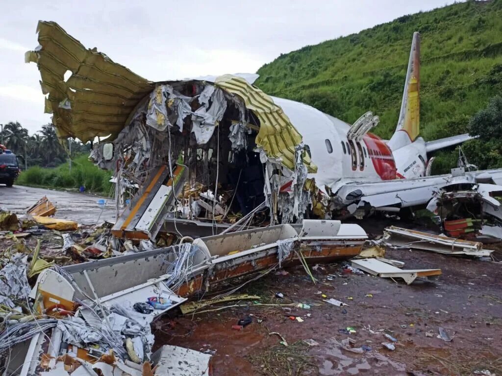 Отметить катастрофа. Авиакатастрофа боинг 737.
