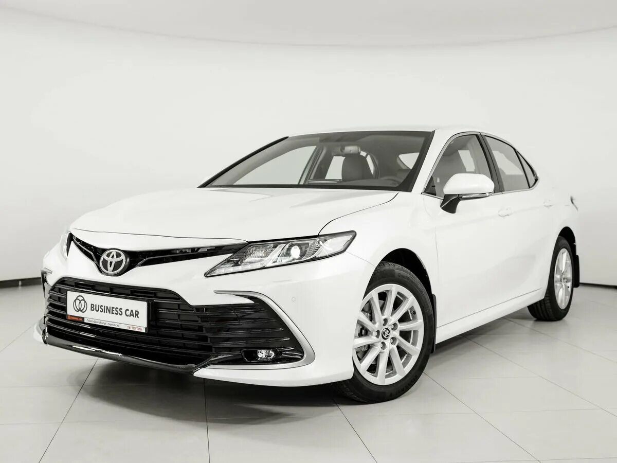 Купить новый камри цена. Toyota Camry xv70. Тойота Камри Элеганс 2021. Тойота Камри 70 2022 белая. Toyota Camry 8.