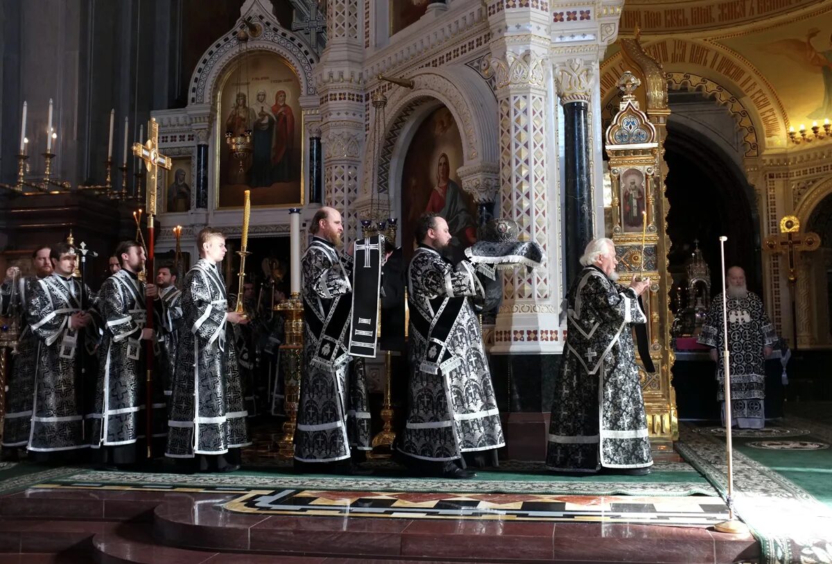 Вечерня в православной церкви