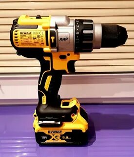 Ударная дрель шуруповерт dewalt