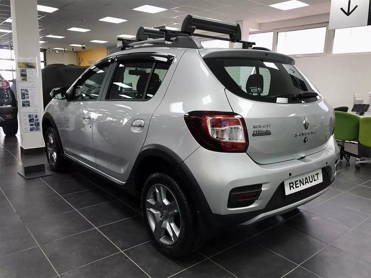 Renault Sandero Stepway 2. Renault Sandero Stepway 2019. Renault Sandero Stepway 2 Рестайлинг. Рено Сандеро степвей 2019.