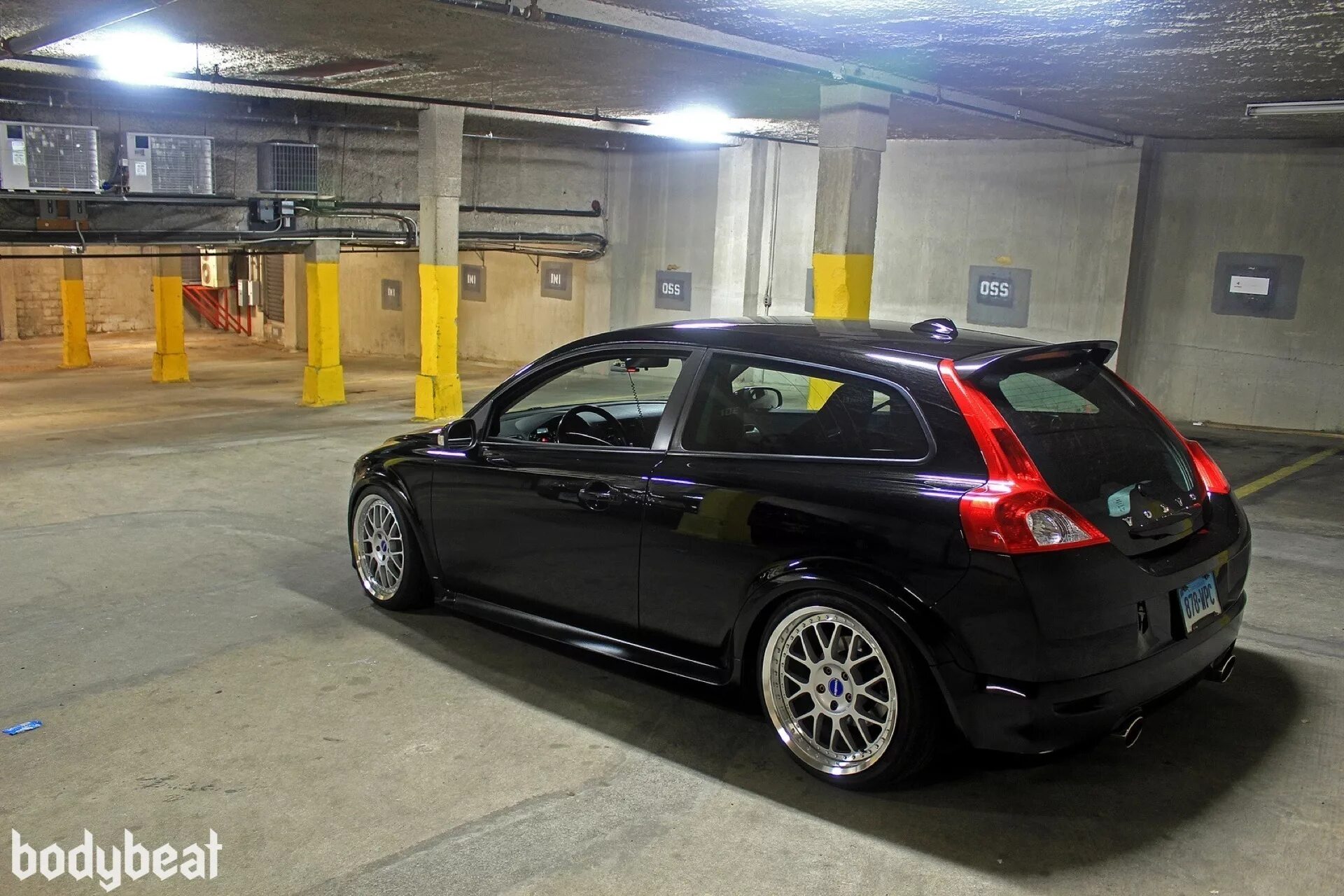 Volvo хэтчбек c30. Вольво c30 2009. Volvo c30 2. Volvo c30 2022. Вольво с30 polestar.