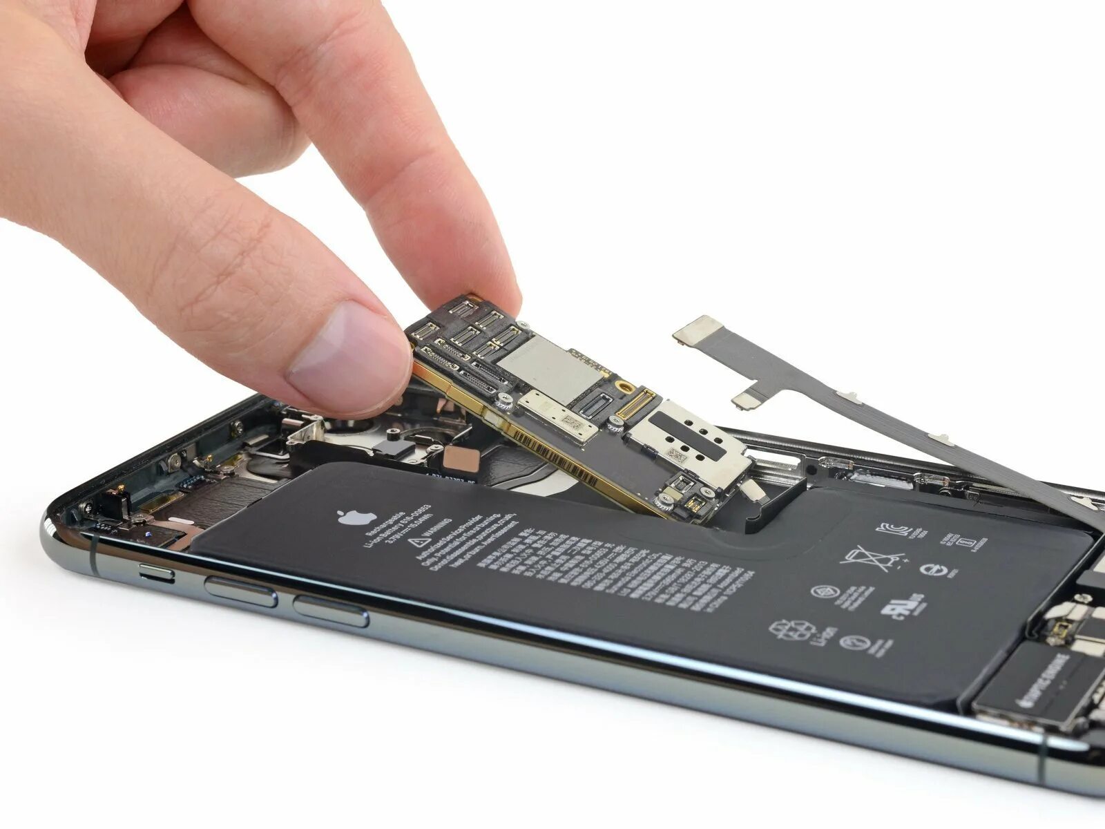 Починка айфон 11. Iphone 13 Pro Max remont. Iphone 13 Pro Max motherboard. Iphone 13 Promax плата. Iphone 11 IFIXIT.