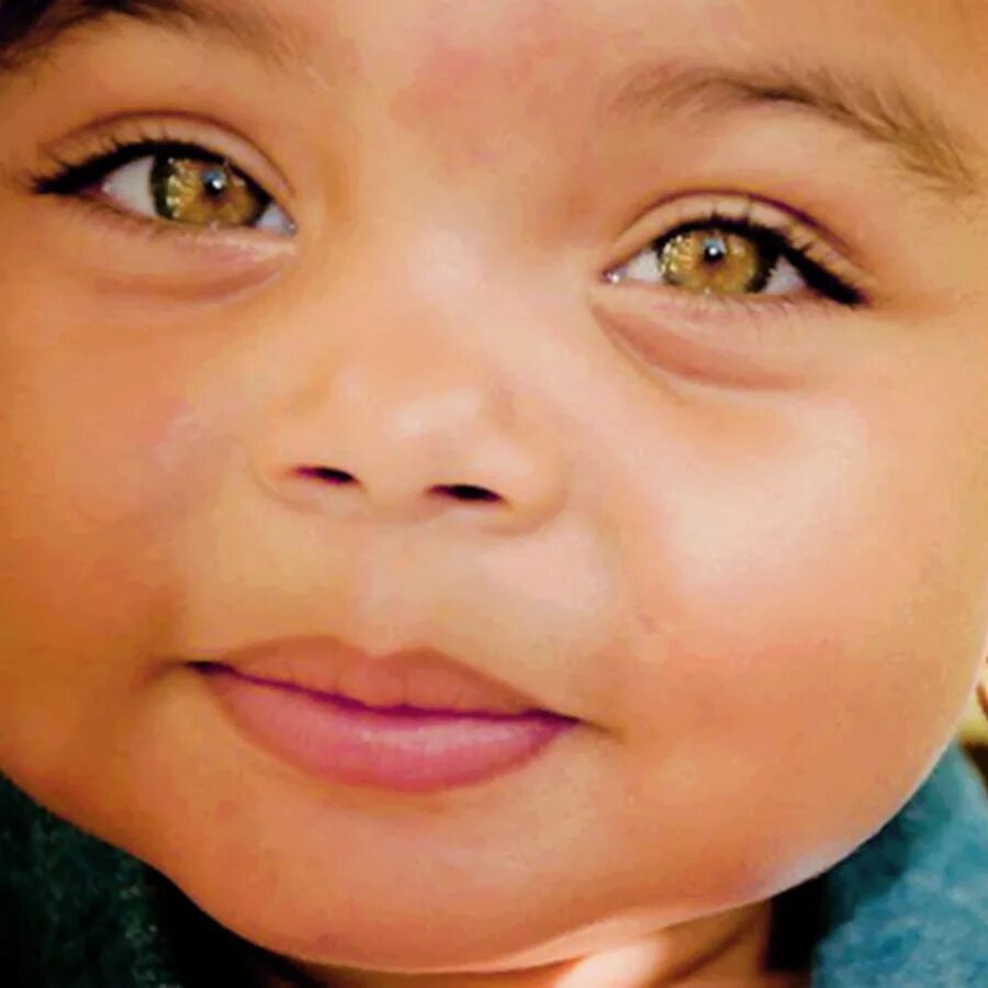 Baby got eyes. Дети с красивыми глазами. Глаза ребенка. Дети с зелеными глазами. Красивые дети с зелеными глазами.