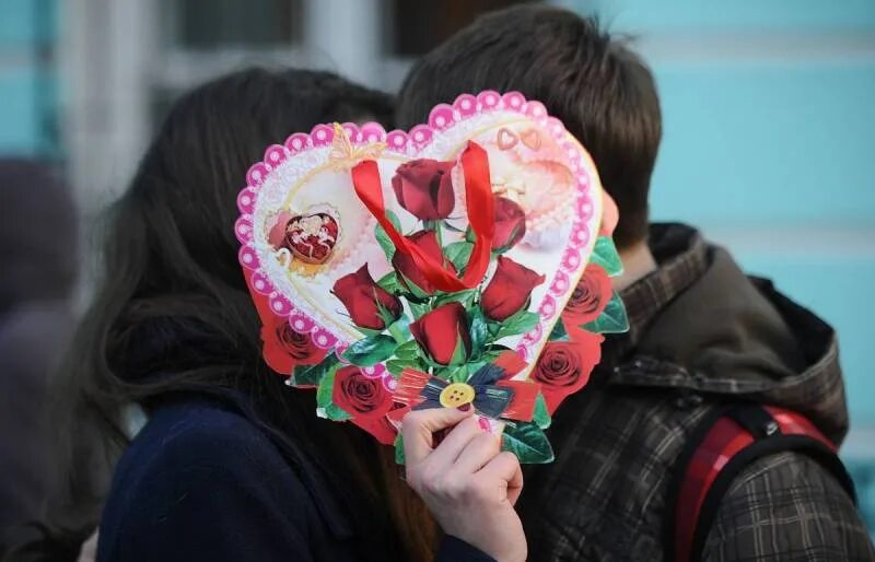 открытка-валентинка. открытка-валентинка. дарят ли валентинки друзьям. с днем святого валентине. день святоговаленина.