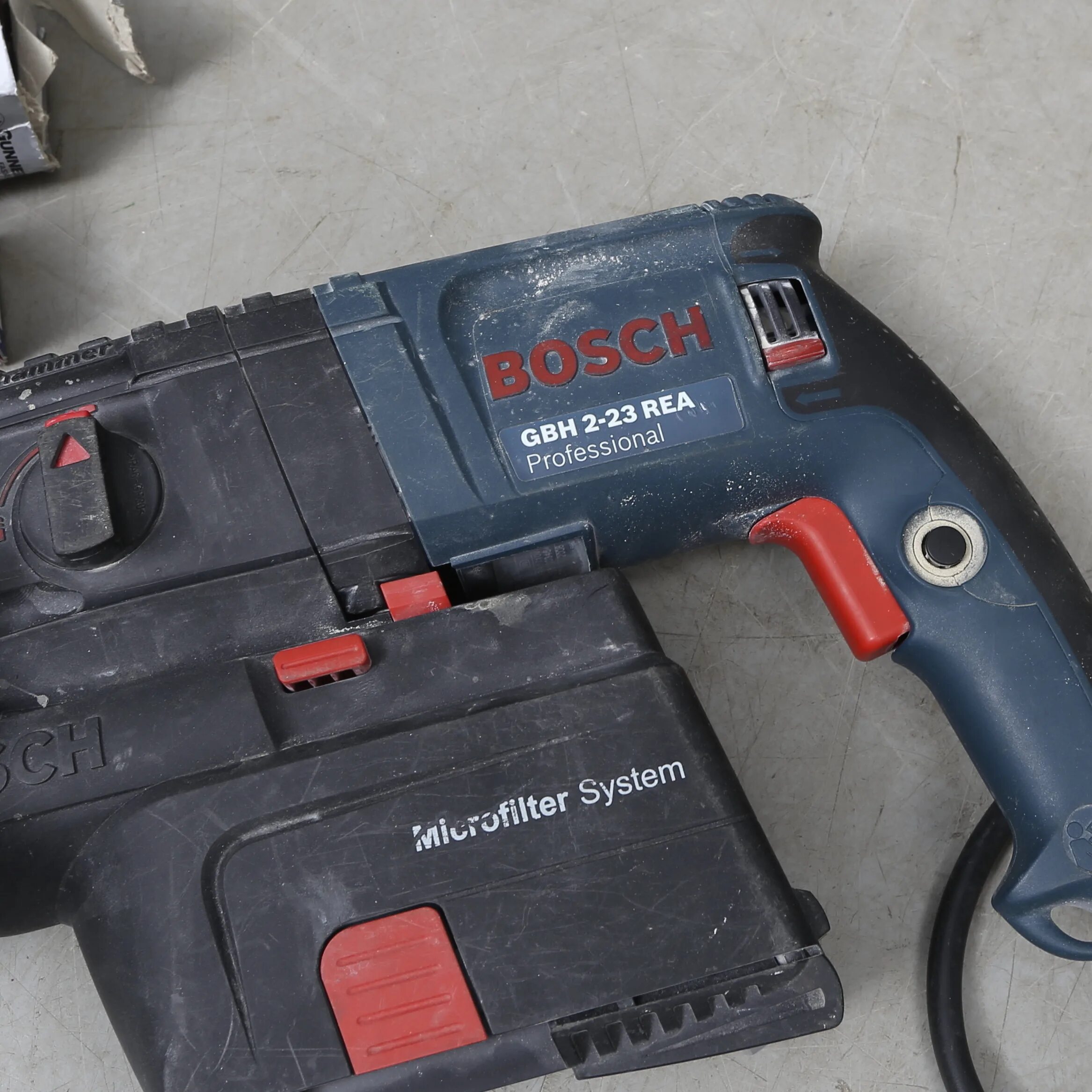 Купить bosch 23. Перфоратор бош 2400. Bosch GBH 2-23rea корпус. Перфоратор Bosch 2 тире 26. Модуль всасывающий для перфоратора бош 2-23 Rea.