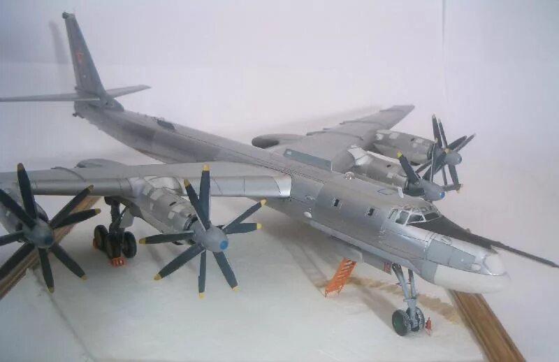Ту-95 звезда 1/144. Ту 95 1. Ту 95 мс звезда. Ту-95мс 1/72 trumpeter. Ту 95 1.