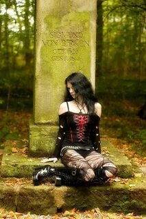 Under the witch gothic