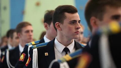 Обучался в кадетском корпусе в