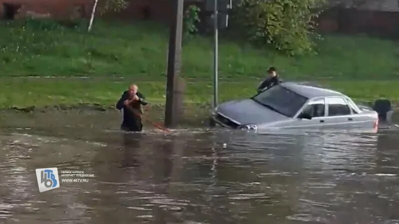 Сильный дождь лил в продолжение двух дней